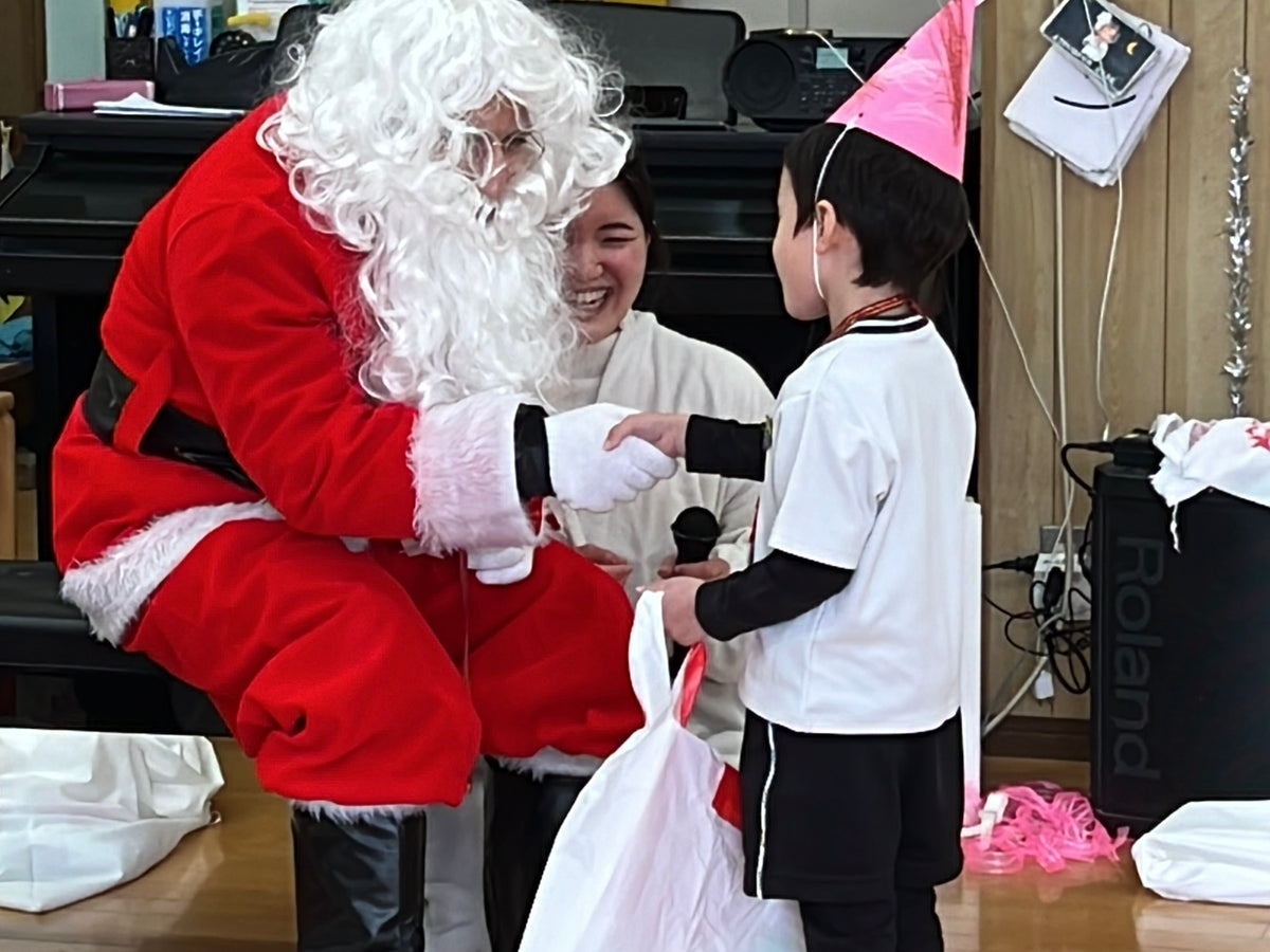 【クリスマス】近所の保育園に従業員がお邪魔しました。 - Ocean Leather