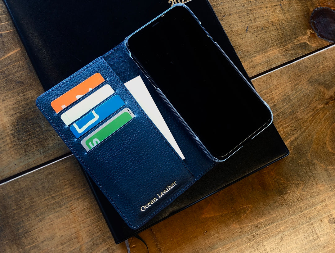 ブリの手帳型スマホケース｜Ocean Leather（オーシャンレザー）