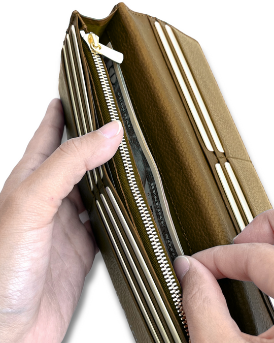 Portefeuille à deux volets [Madai]