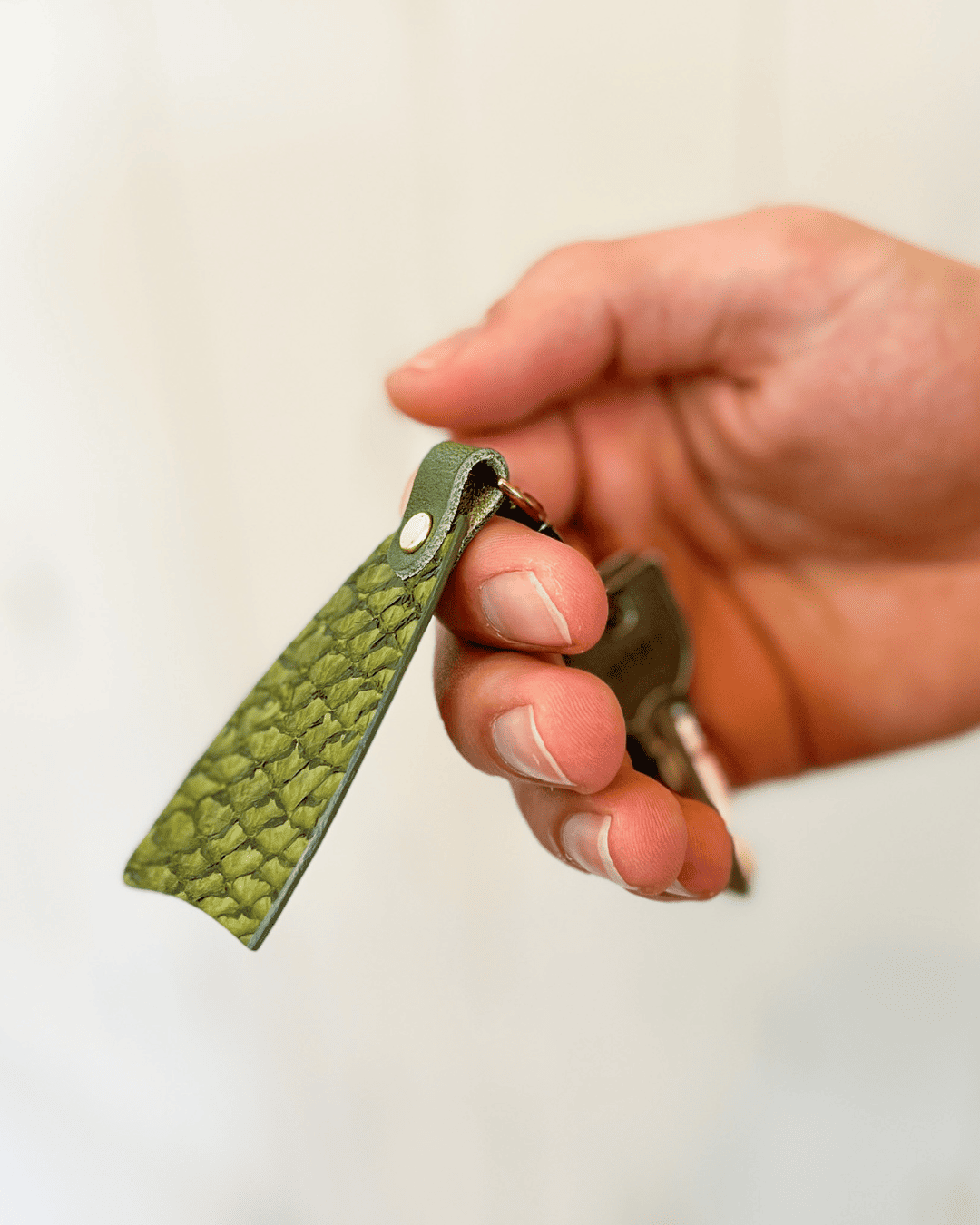 シイラのフィレ型キーホルダー｜Ocean Leather（オーシャンレザー）