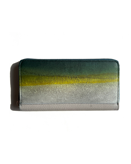 Round zipper long wallet [Japanese amberjack]｜Authentic Color