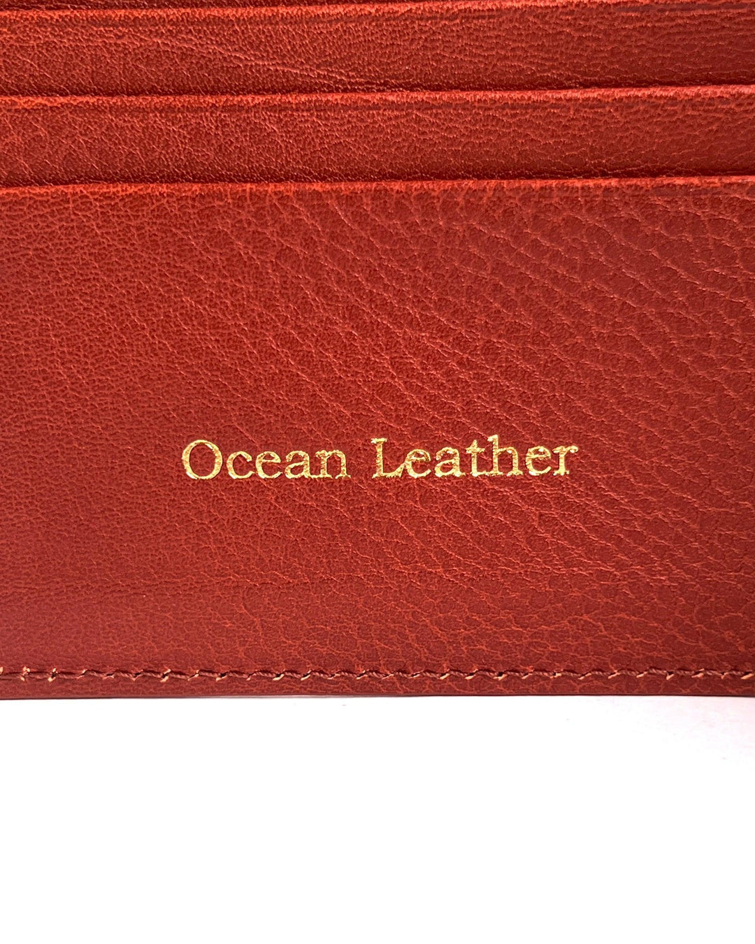 二つ折り財布【マダイ】 - Ocean Leather