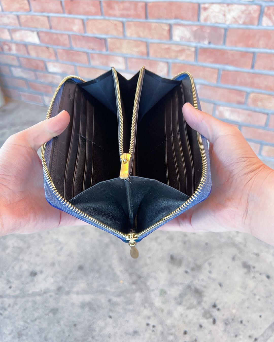 ブリのラウンドファスナー長財布｜Ocean Leather（オーシャンレザー）