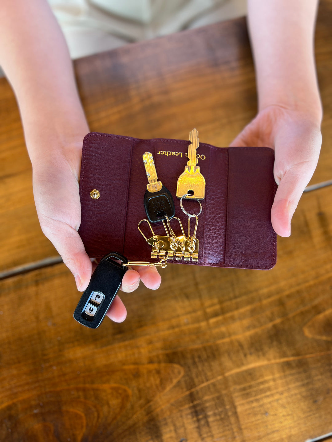 鮭のキーケース｜Ocean Leather（オーシャンレザー）